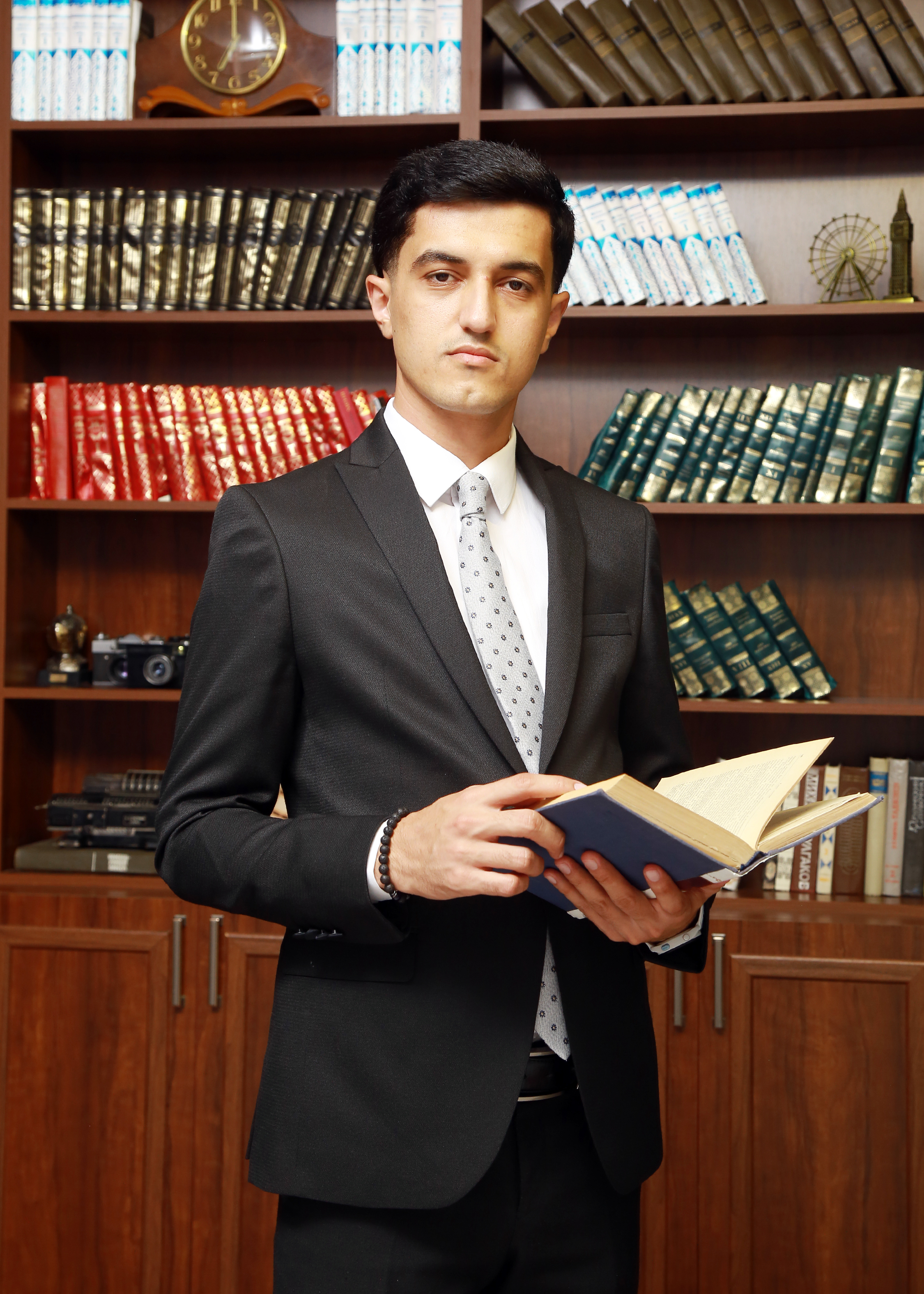Advokat Xamitov Shaxruz Ravshanovich
